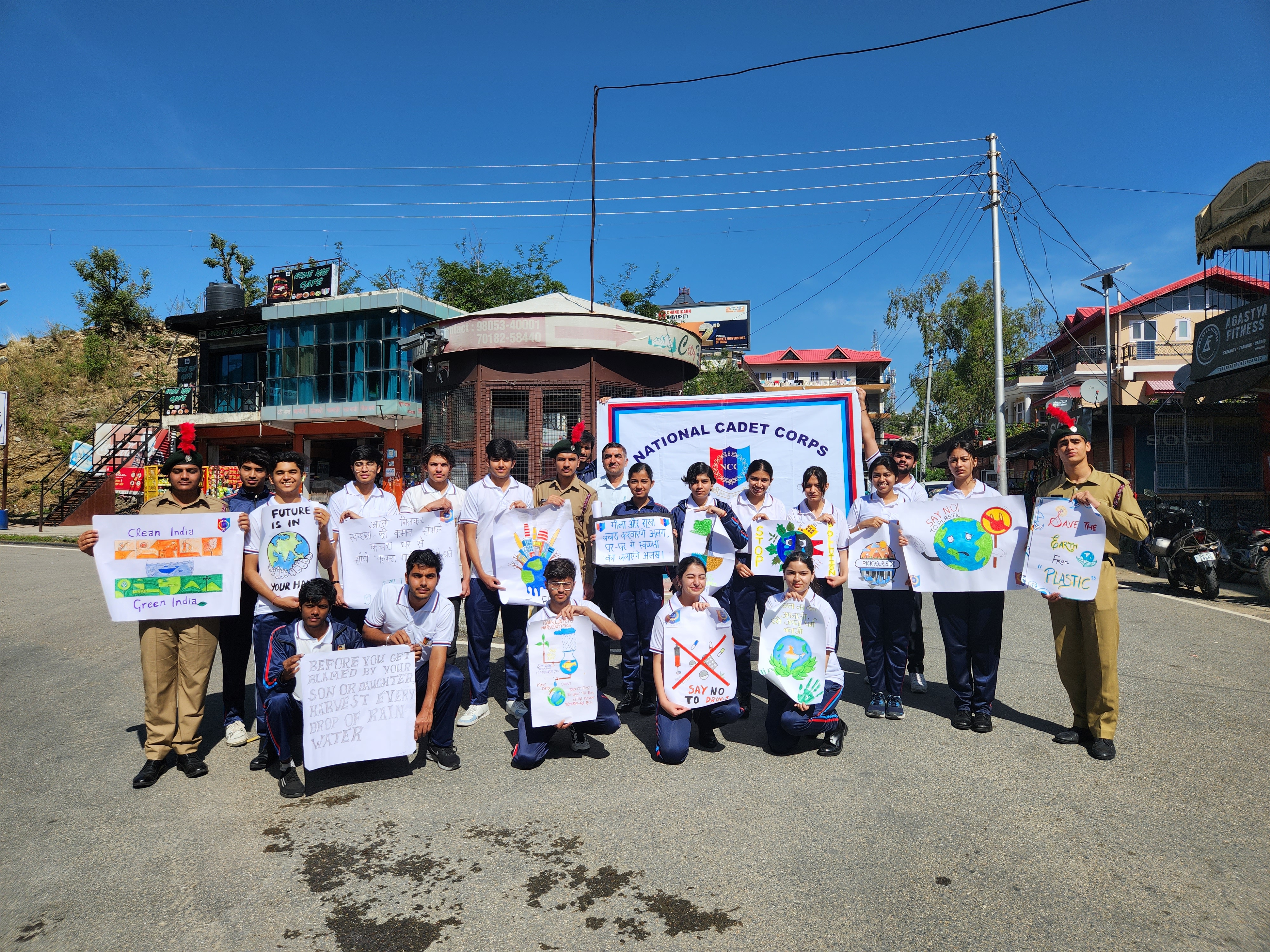 June 04, 2023: JUIT organized a rally on topics of Waste management.